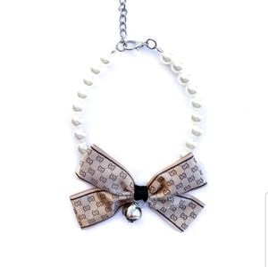 Dog Poochi Gucci pearl-like necklace with bell
